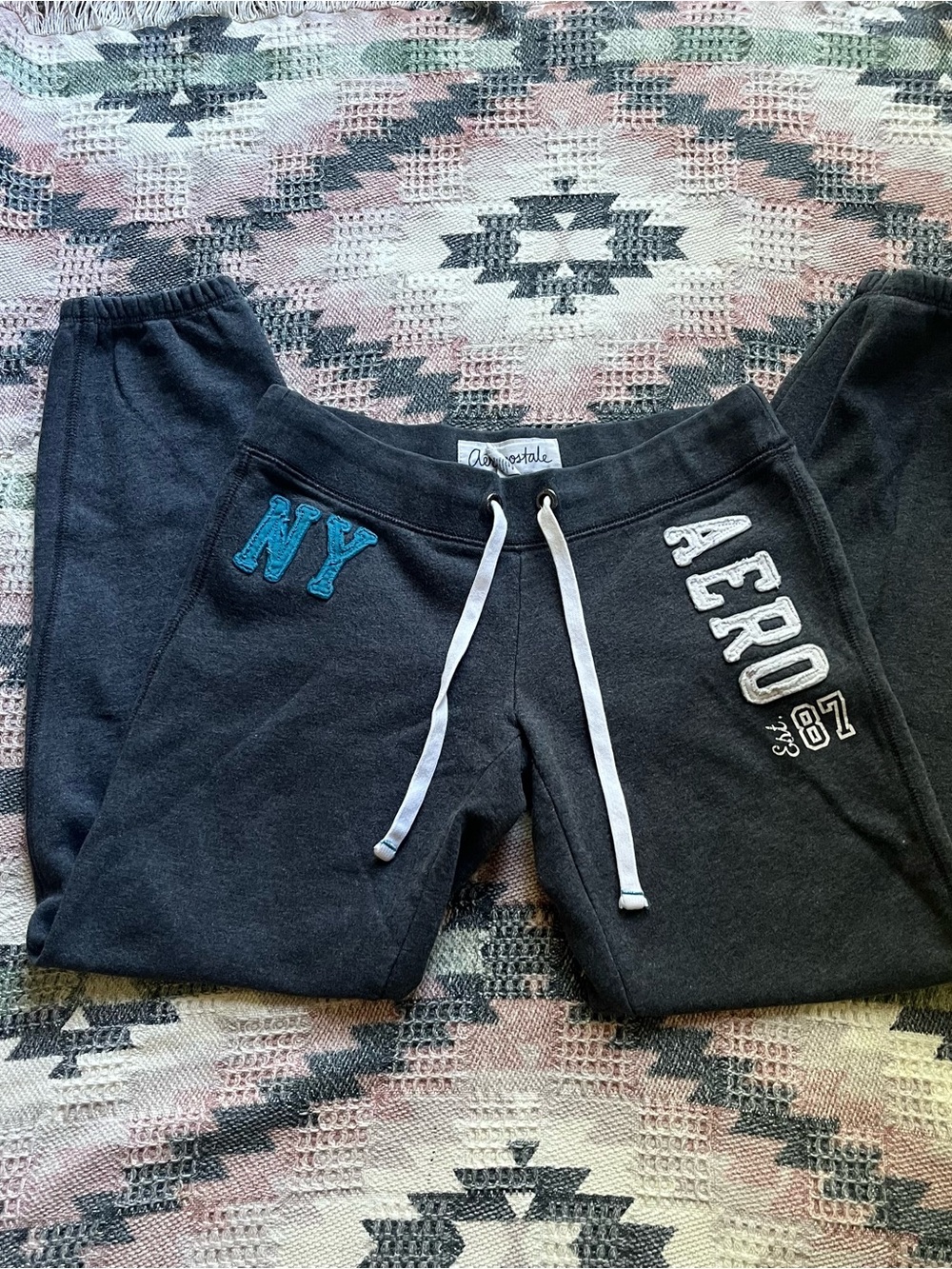 Aéropostale Y2K  low rise sweats